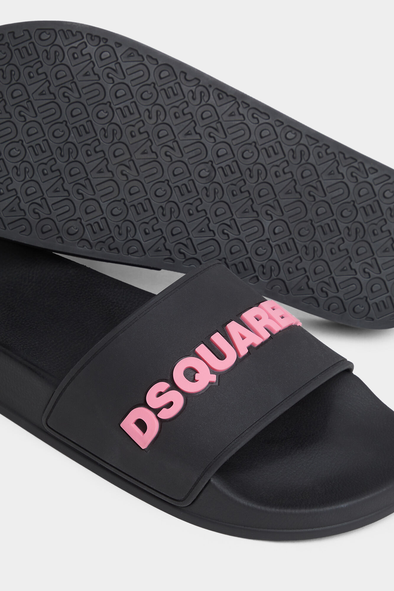 Dsquared2 Logo Slides