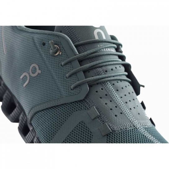 On Cloud Monochrome Sea