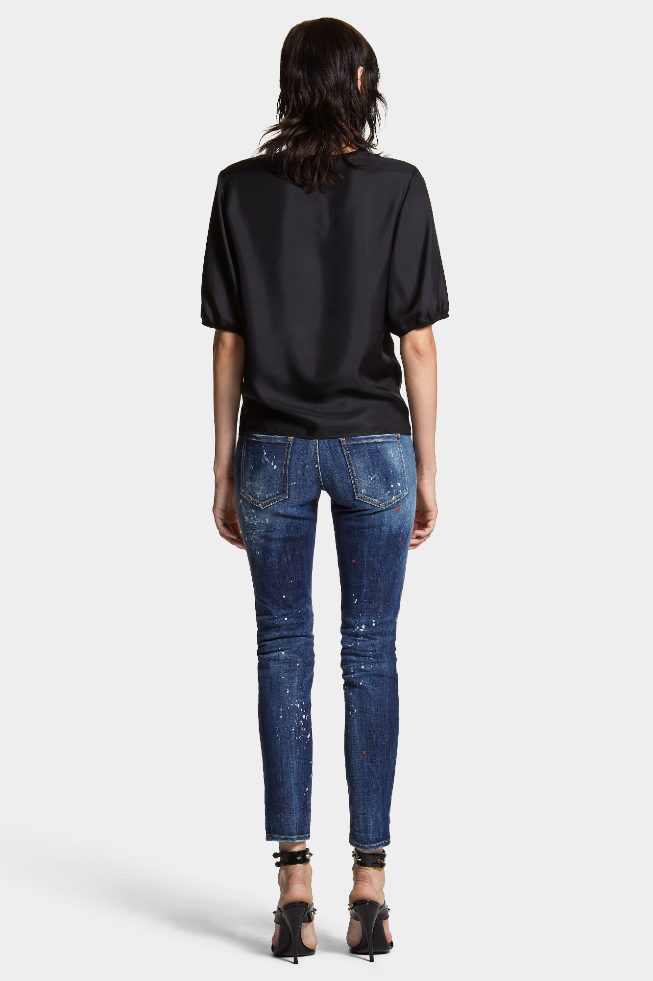 Medium Easy Wash Medium Waist Jennifer Jeans