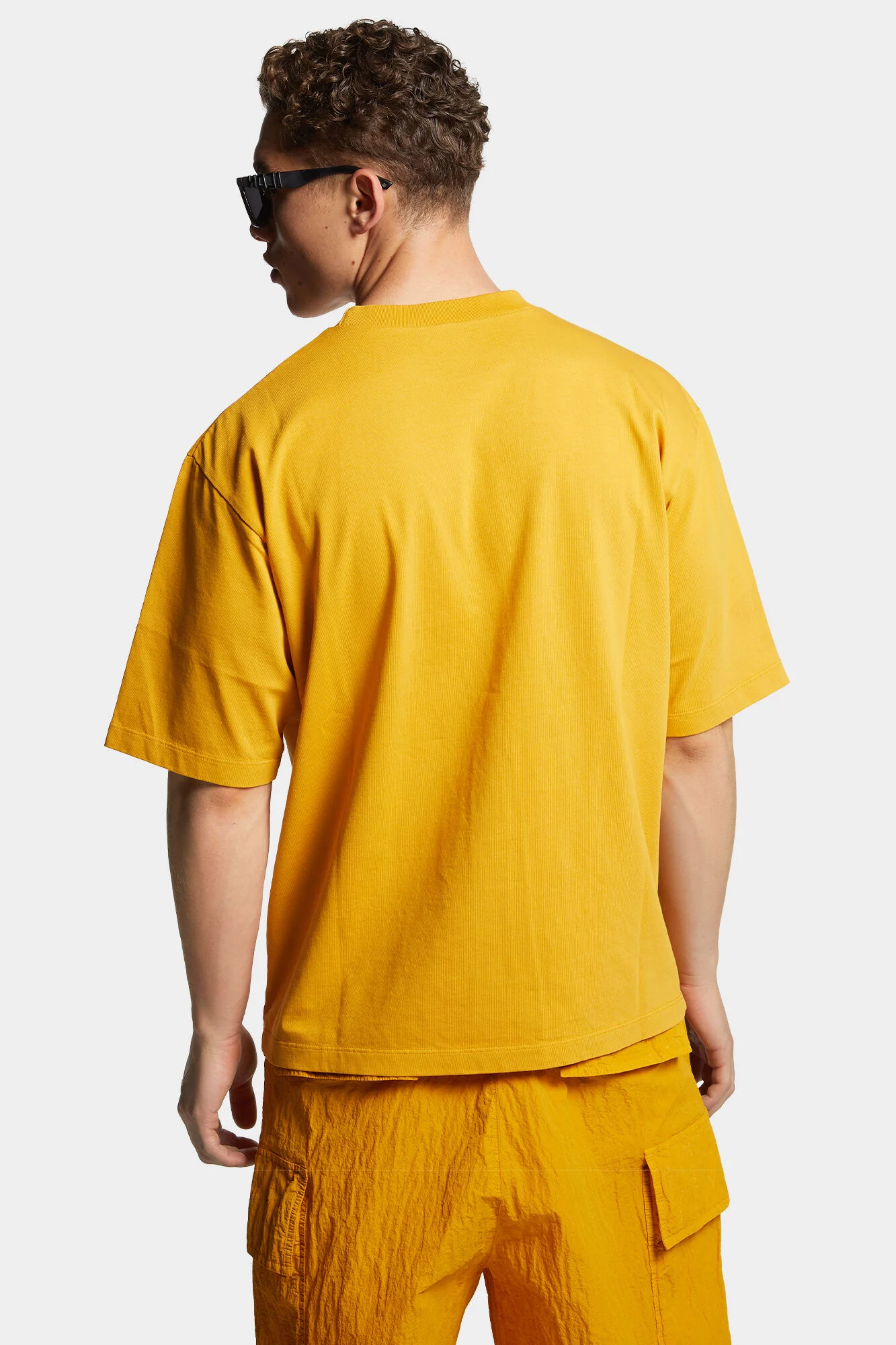Icon New Generation Loose Fit Pocket T-Shirt