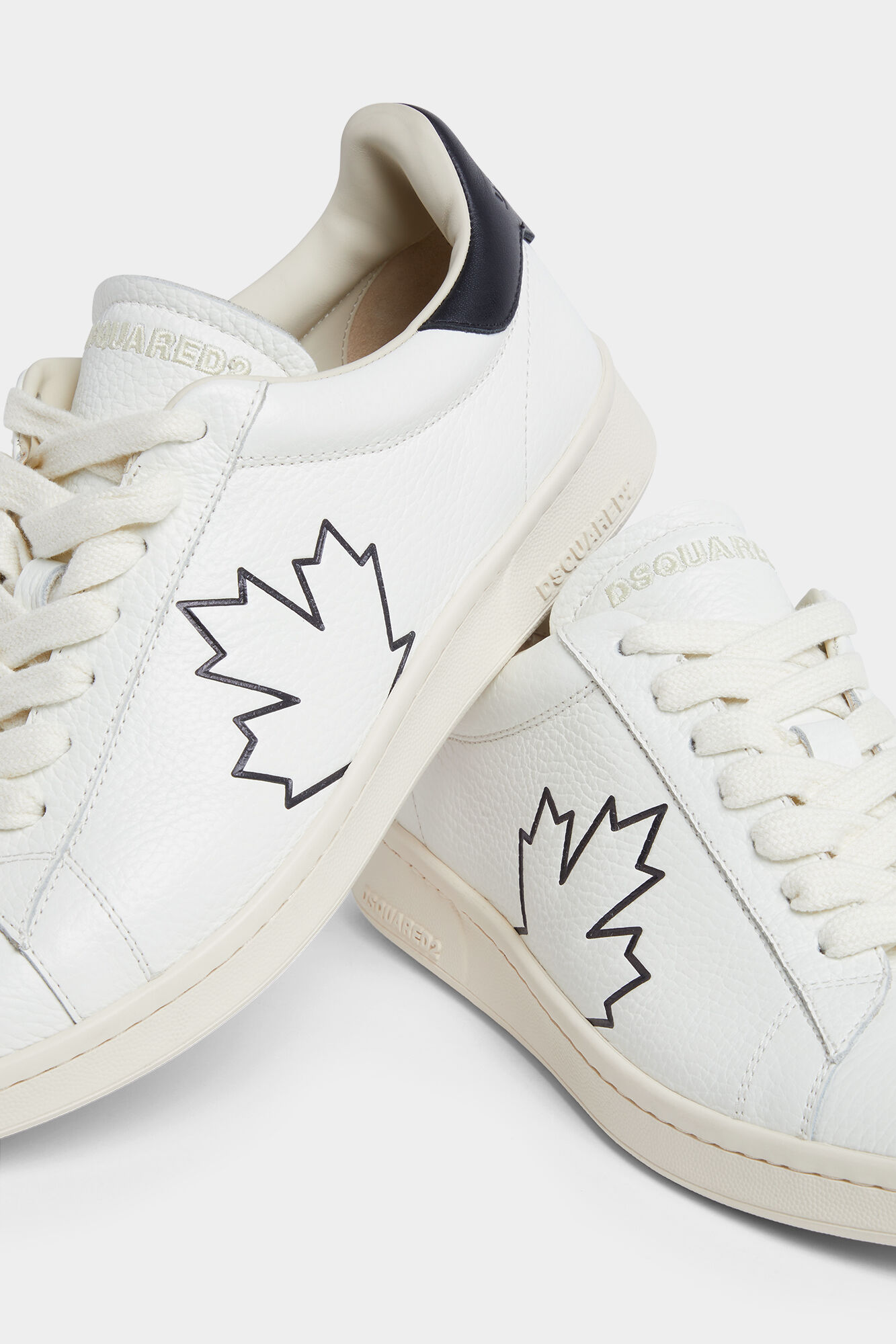 Maple Leaf Boxer Sneakers