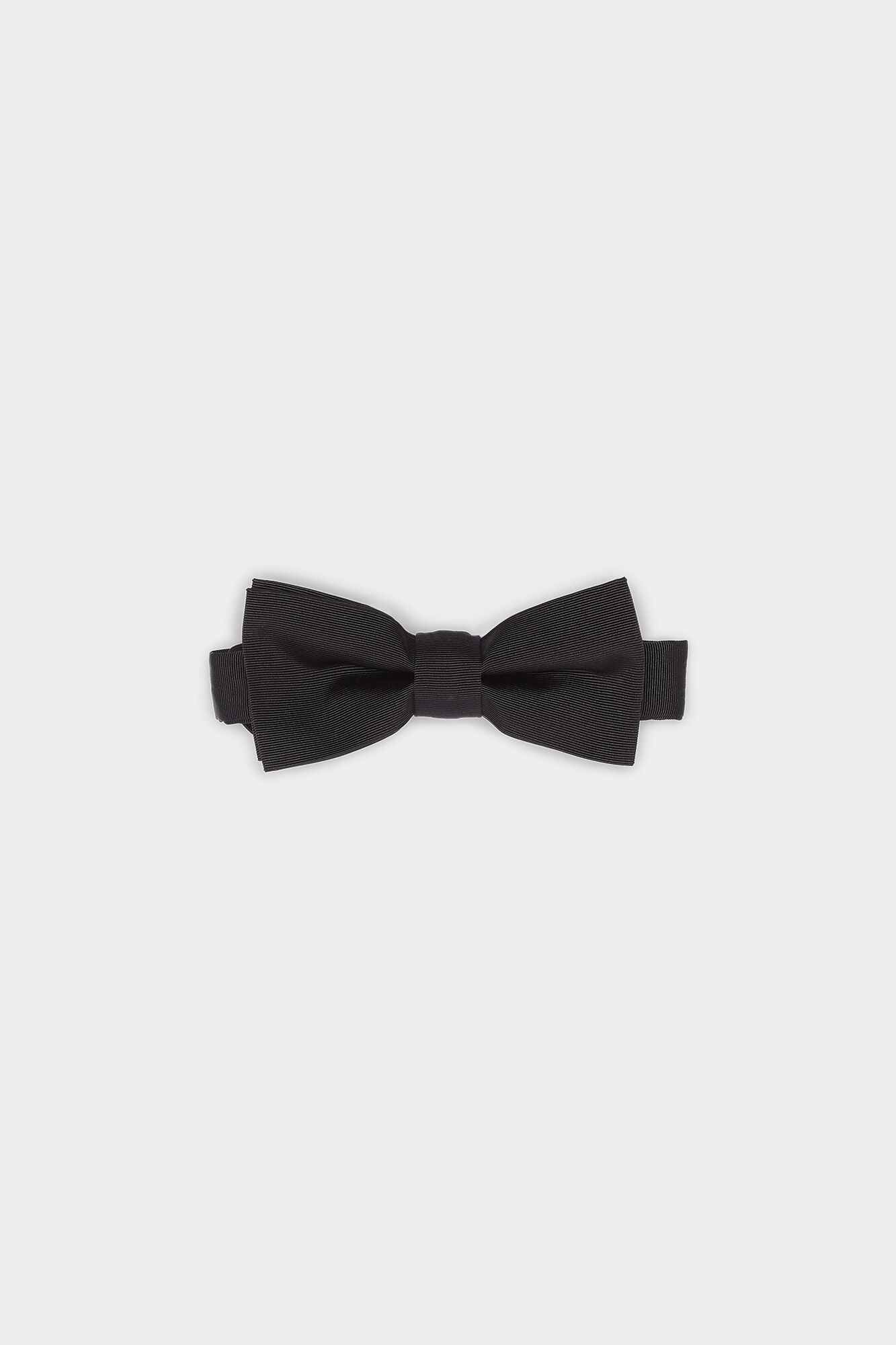 D2 Classic Bow Tie