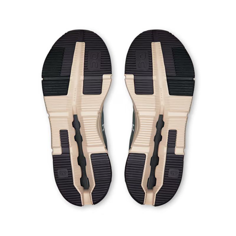 Men's Cloudnova Form 2 TT