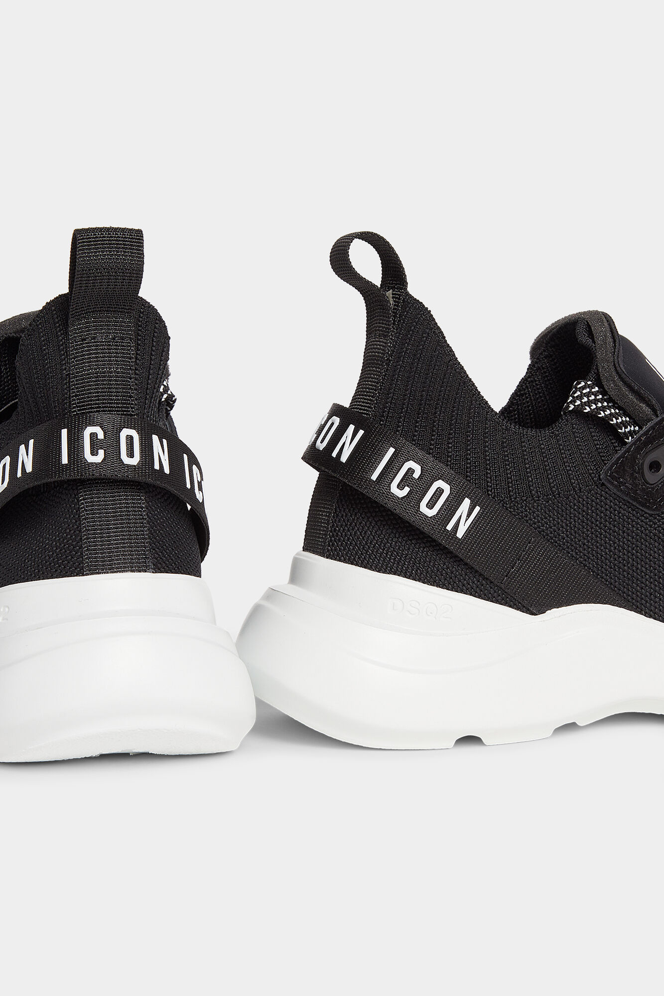 Icon Fly Low Top Sneakers