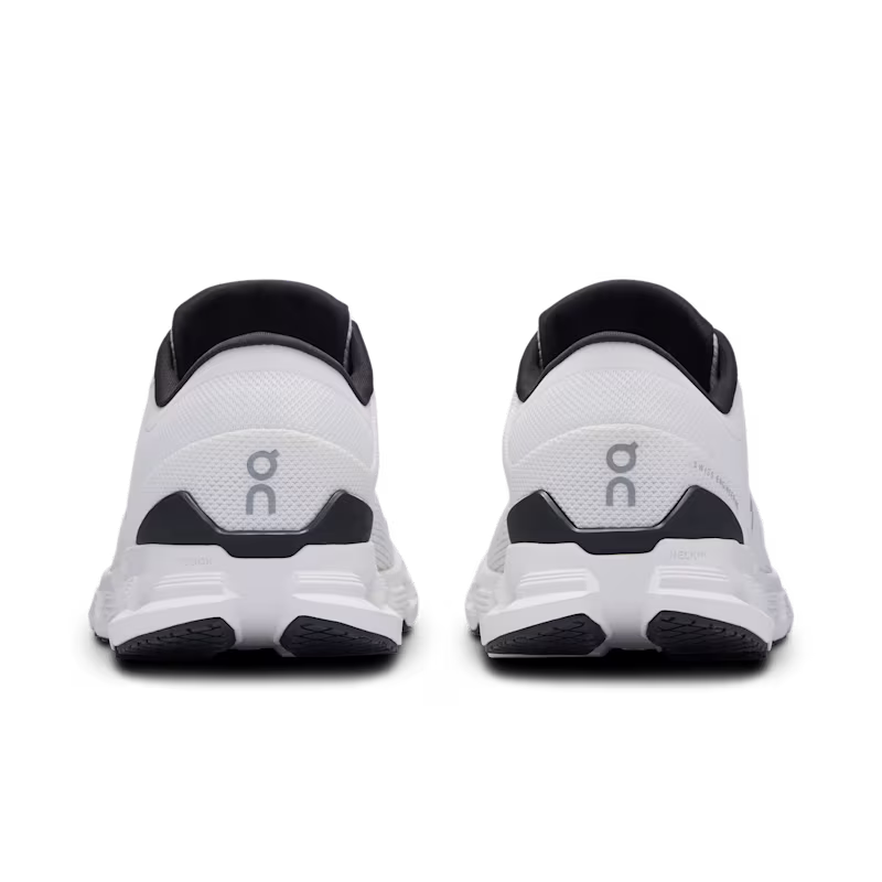 Women's Cloud X 4