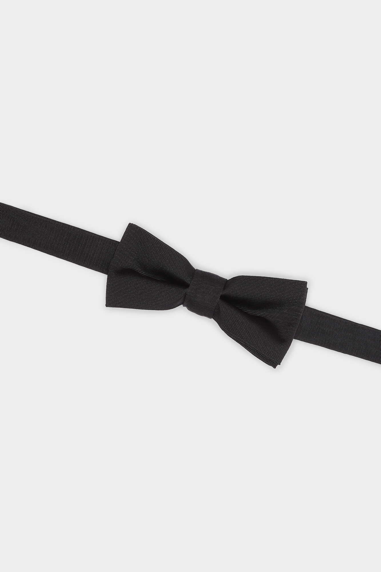 D2 Classic Bow Tie