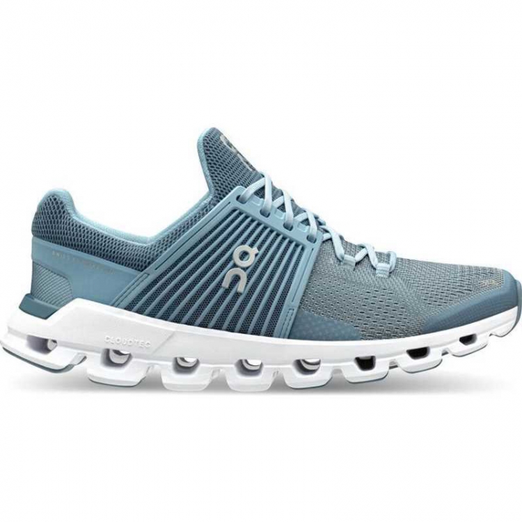 On Cloudswift Lake / Sky