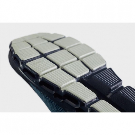 stratus White Almond