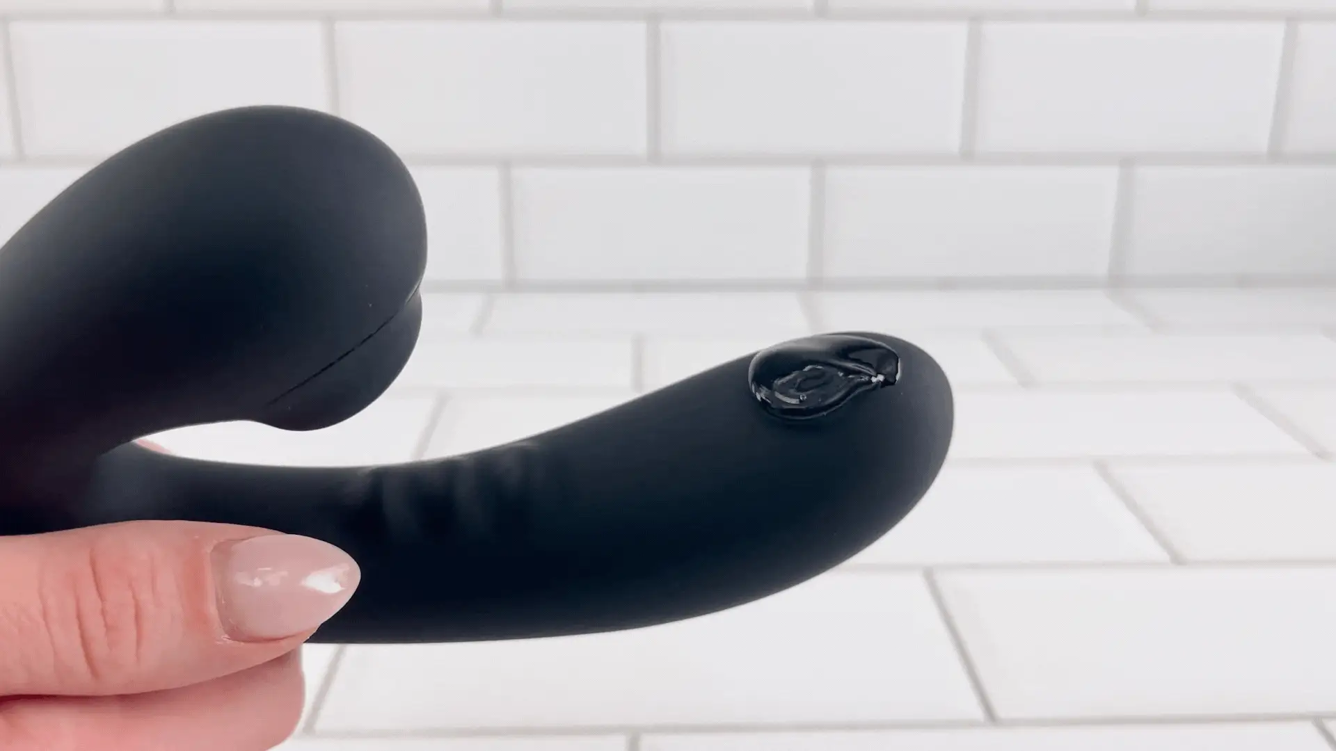 Deep Penetrating Dual-Action Air Pulse Vibrator - G-Spot & A-Spot Stimulation!