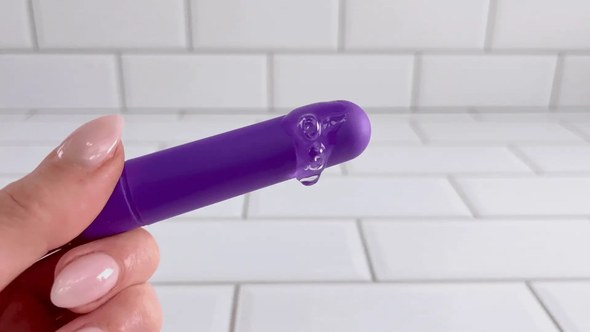 Cutey Vibe Plus - Discreet Travel-Sized Bullet Vibrator