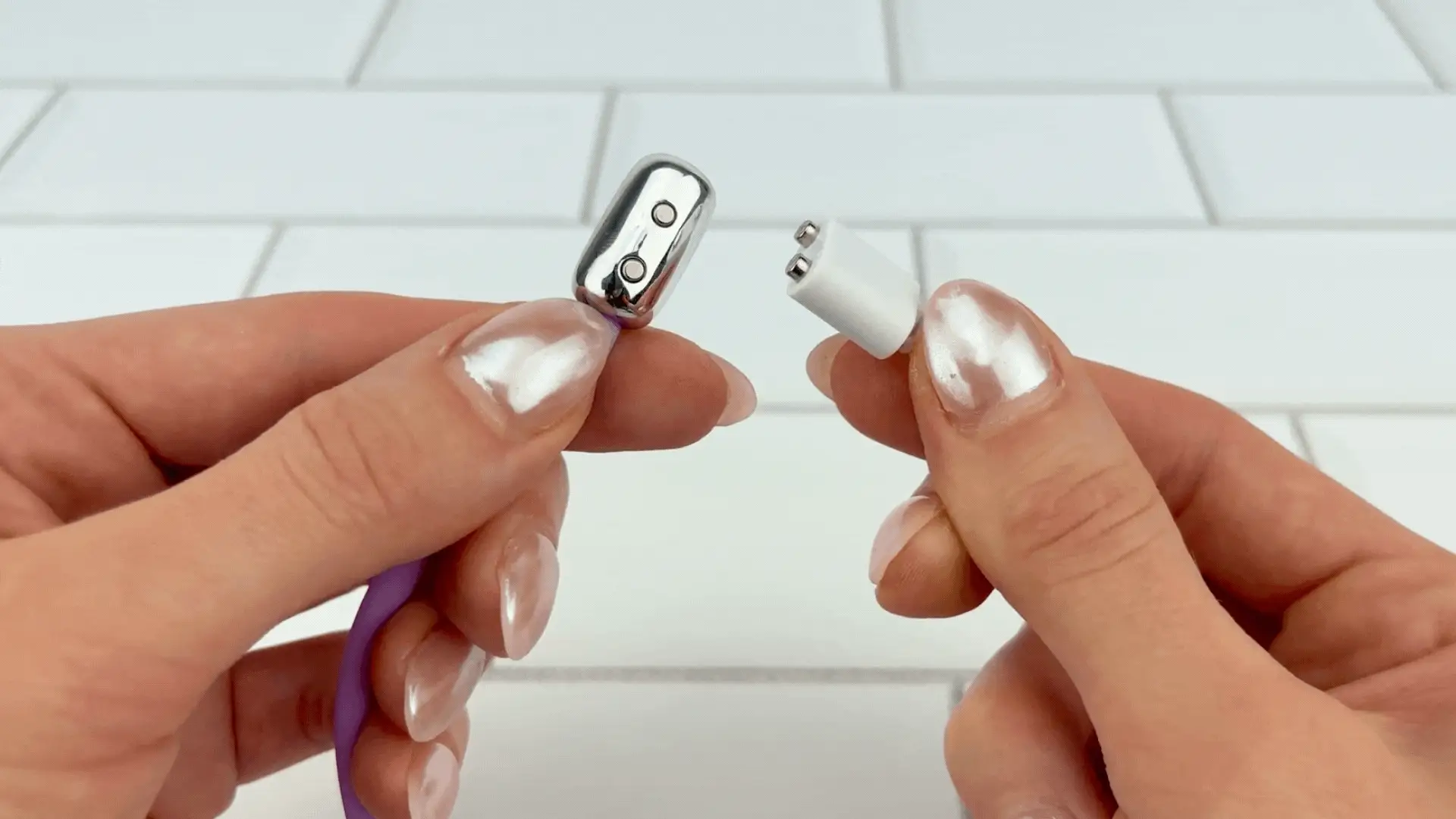 The Menina - Bouncing and Rolling Silicone Vibrating Kegel Exerciser with Remote