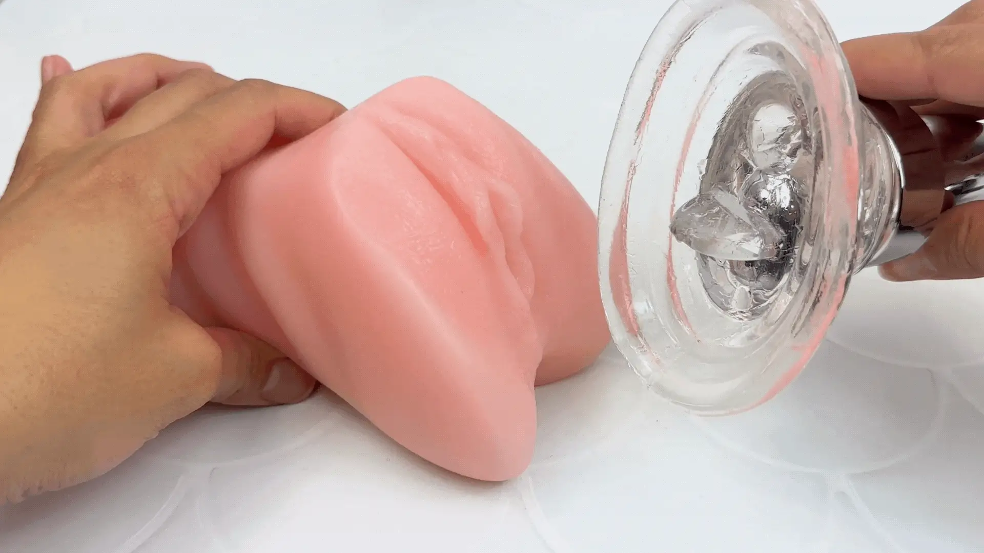 Vibrating Tongue Teaser Clit & Pussy Pump