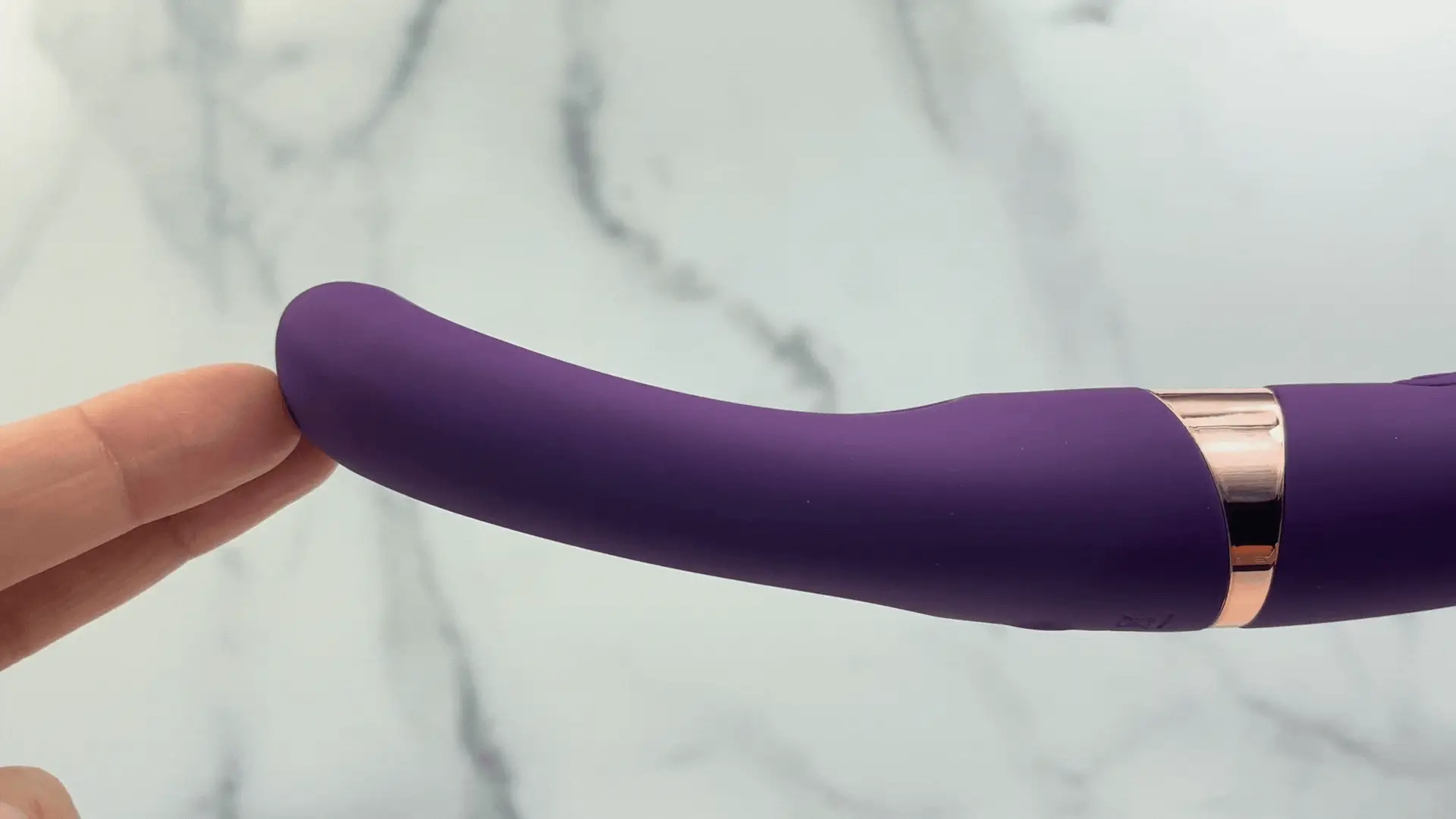Tongue Tapper Fingering Dual-Ended G-Spot Vibrator - Two Sides for Doubled Pleasure!