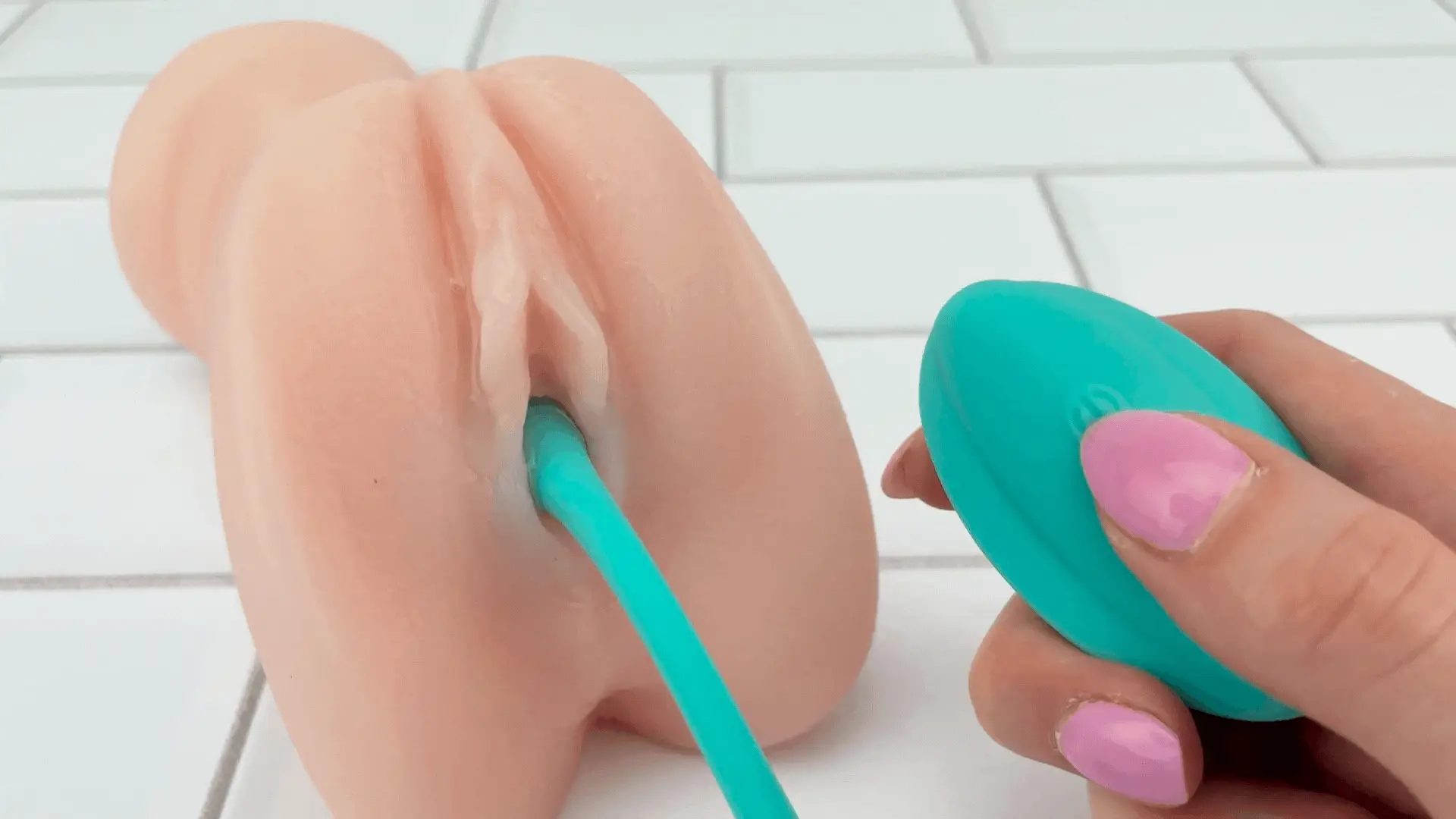 Estrella Vibrating Kegel Exerciser Wireless Remote Bullet Vibe