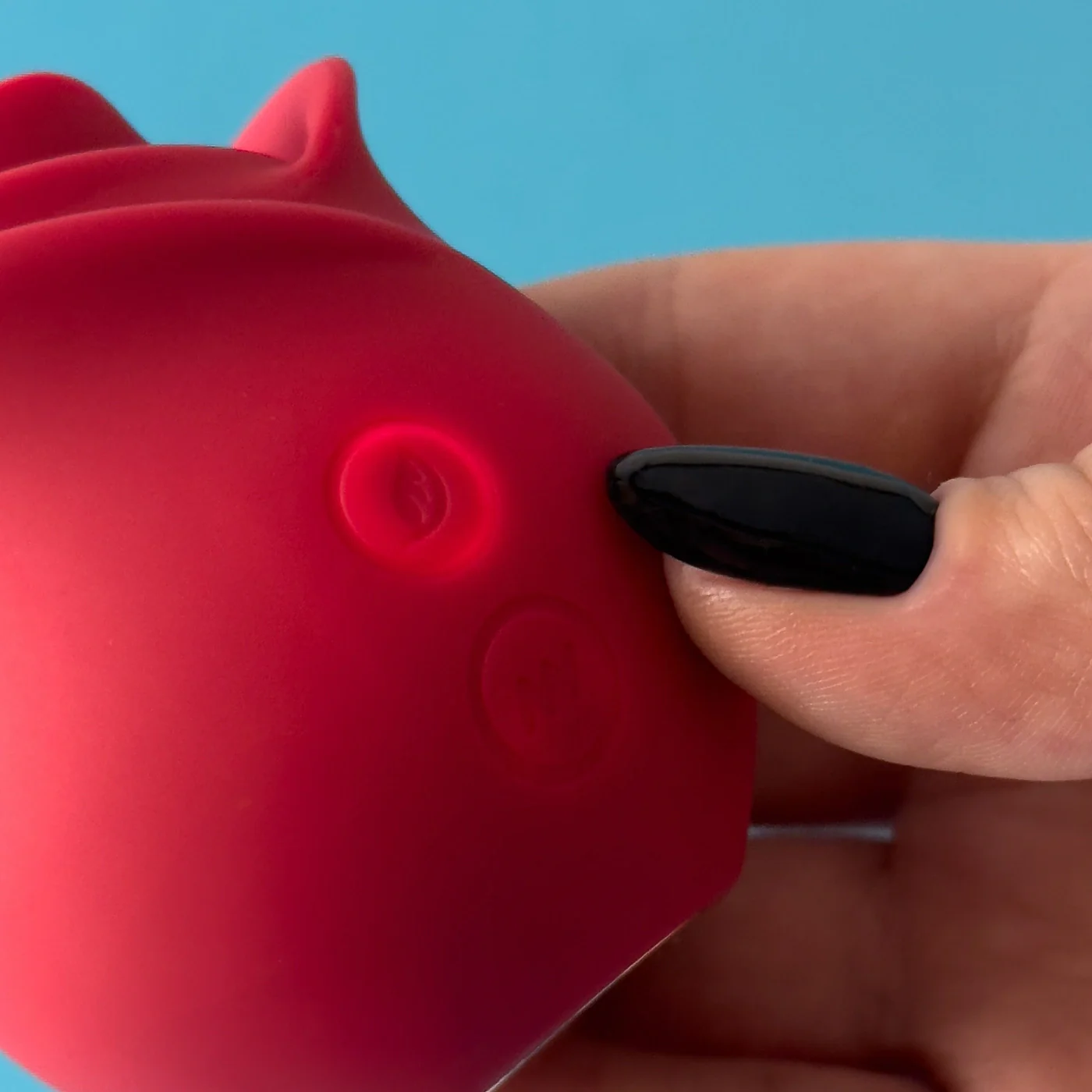 Interactive Rose Clitoral Suction Vibrator – App Remote, Powerful for The Price, Easy to Store